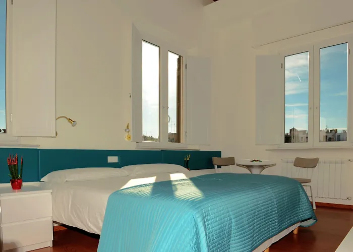 Superior Relais Fcollection Temple View